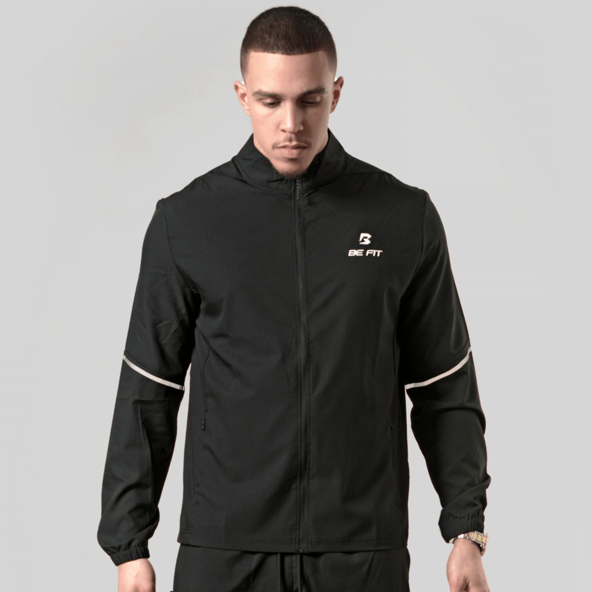 performance-track-vest-zwart-3