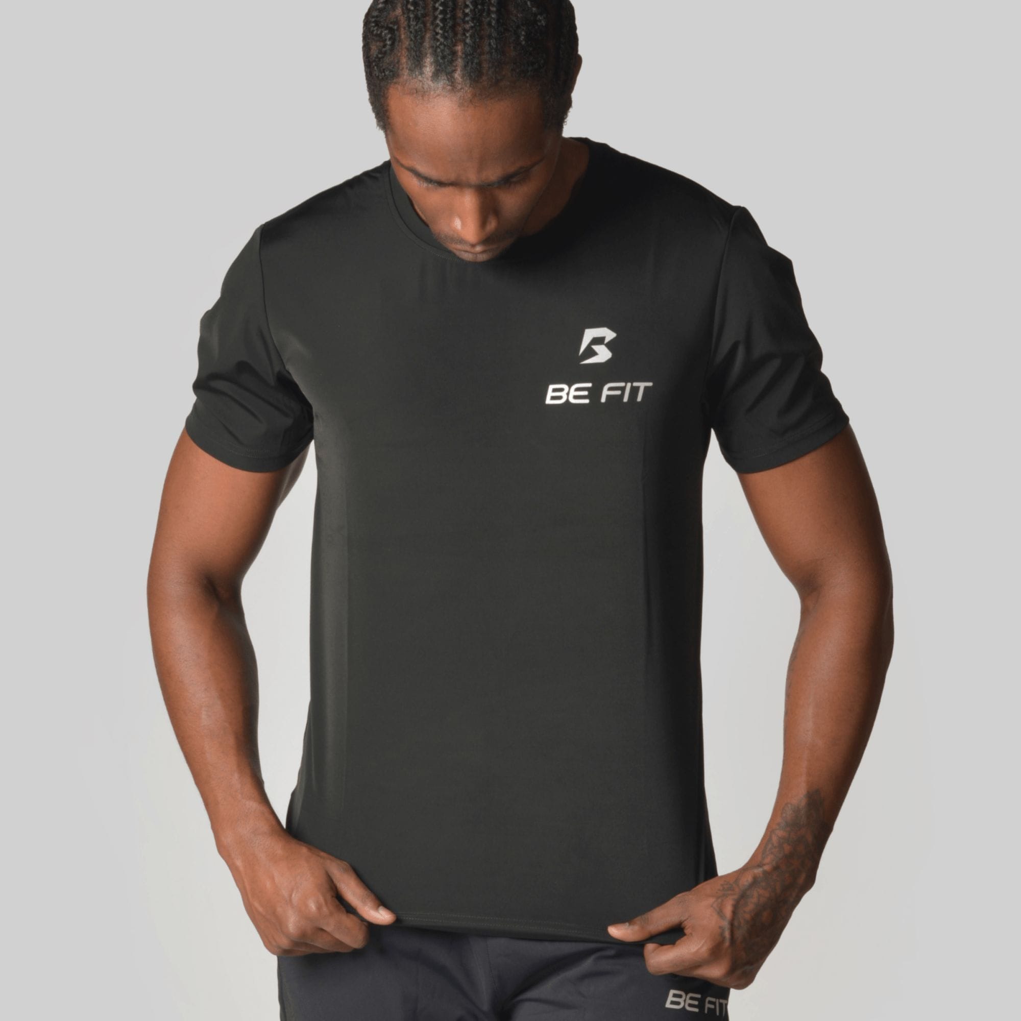 reflective-performance-t-shirt-zwart