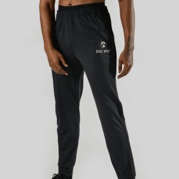 reflective-performance-track-pants-zwart-2
