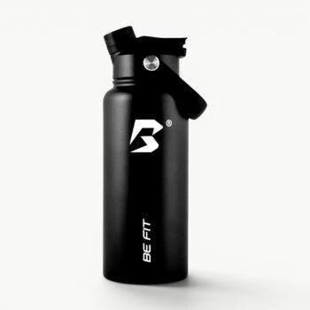 Grote zwarte RVS waterfles 1 liter van Be Fit; isolerende Swigger thermosfles.